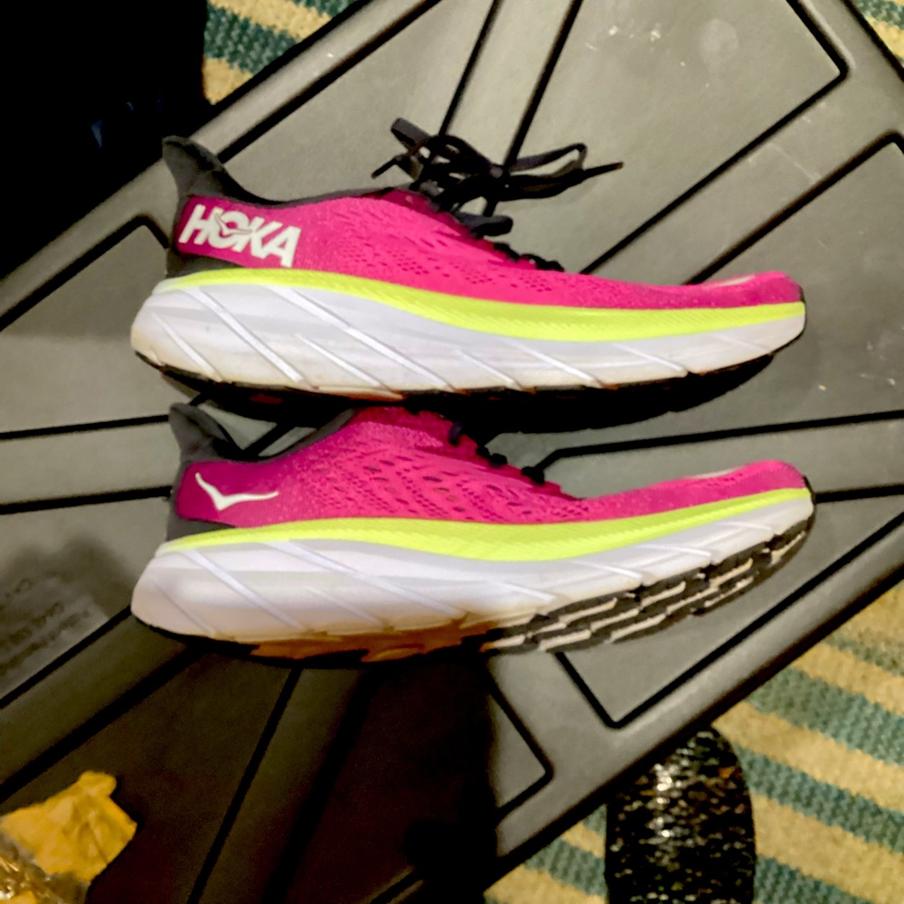 Ladies athletic shoes